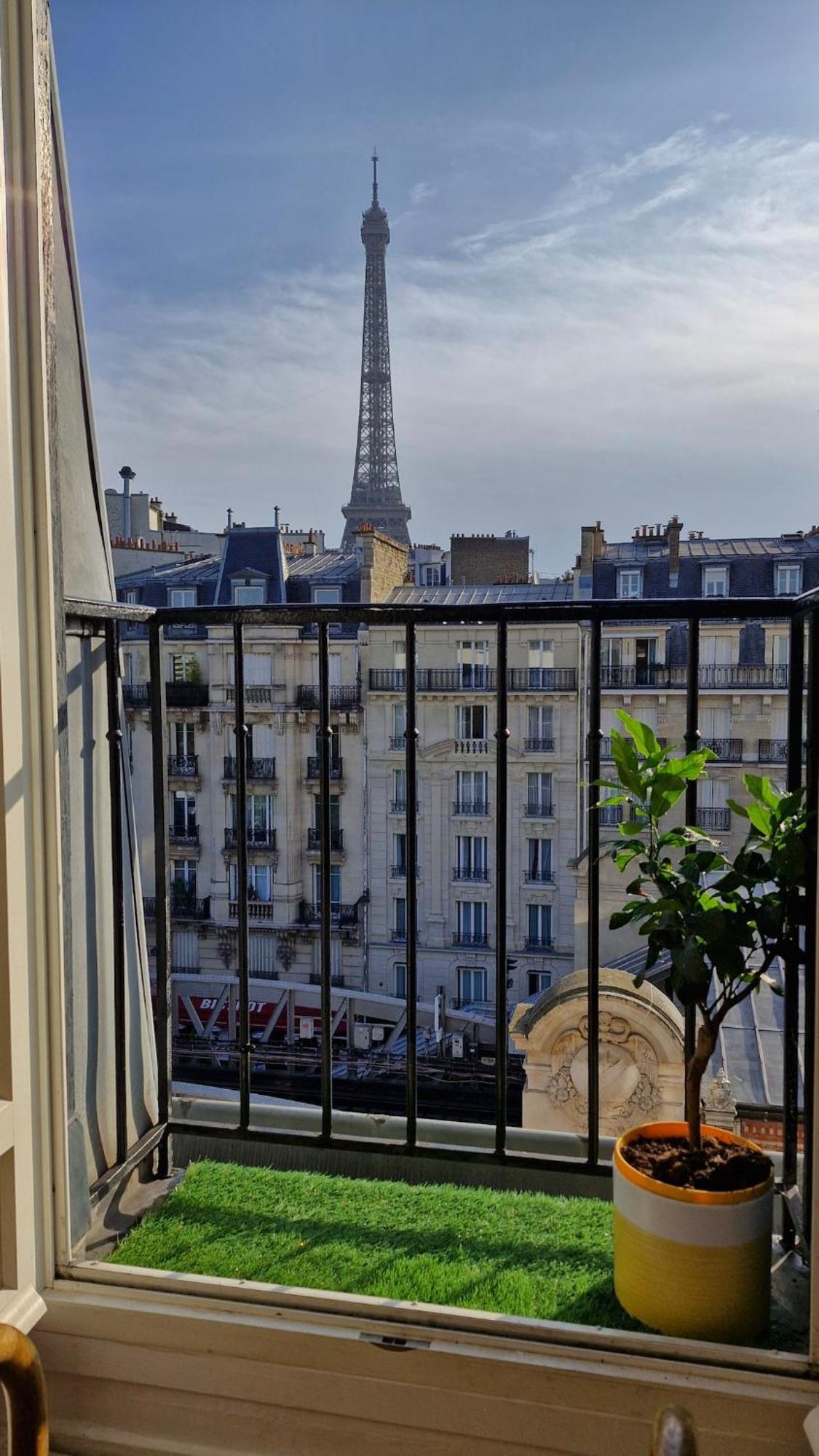 Charmant Parisien Appartement *